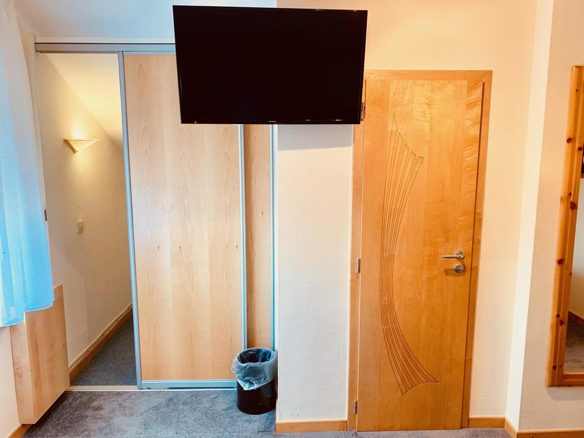 Landhaus Kuerrenberg Mayen Bagian luar foto