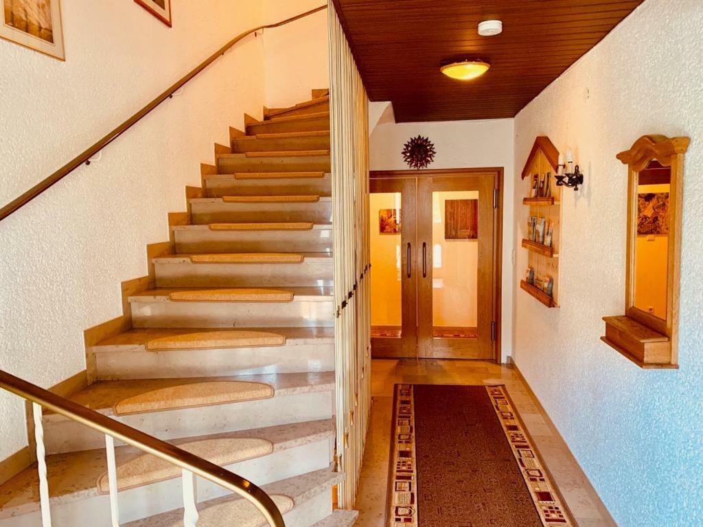 Landhaus Kuerrenberg Mayen Bagian luar foto